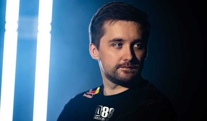 英雄联盟S12中单Faker和Zeka都是Kkoma教练带出来的