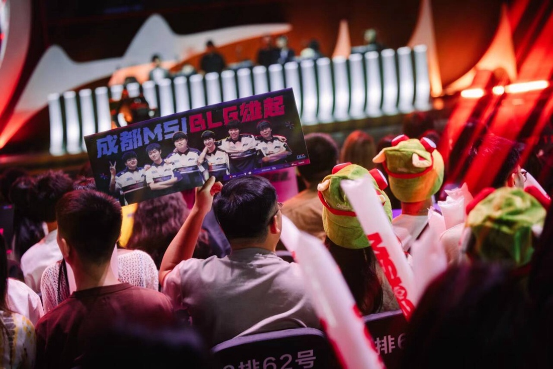 Yuan Shen Yong En的魔影融化了 Care Lele 的Shenniu操作拉动了RNG3-1FPX