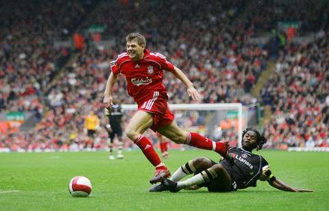 太阳报：英格兰球迷对世界杯票价不满，指责这是资本敛财行为