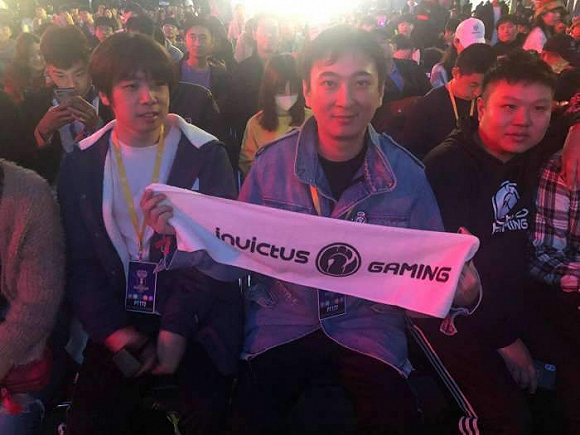 2025 LPL夏季赛A组战队海报一览：开赛倒计时3天！